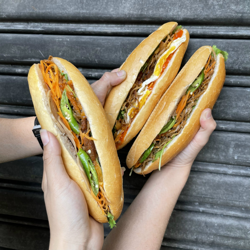 Bánh Mì Khói Nha Trang - Trịnh Hoài Đức