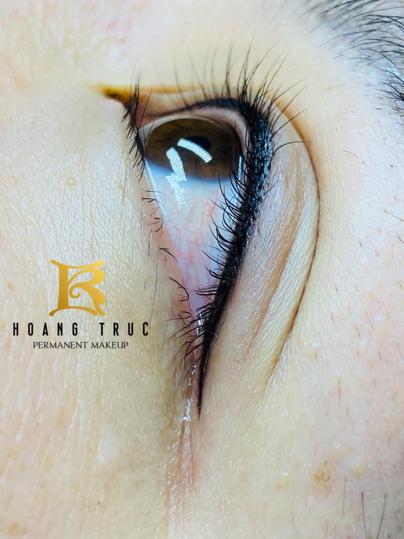 Hoàng Trúc Permanent Makeup