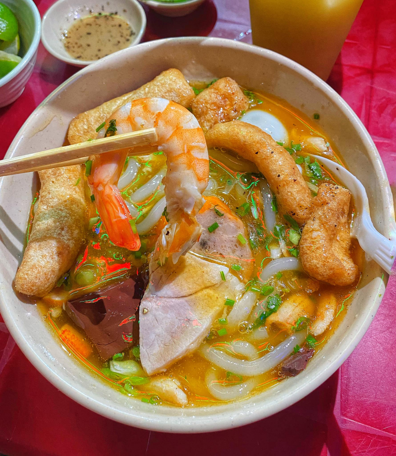 Danh sách 13 Quán ăn ngon và chất lượng tại đường Võ Văn Kiệt, TP. HCM